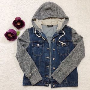 Jean Jacket With a hood